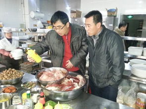 富县全力守护“年夜饭”餐桌安全，食药监局开展节前餐饮服务食品安全专项检查